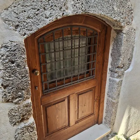 Arcem Δωμάτια σε οικογενειακή κατοικία *