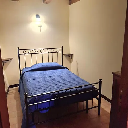 Homestay szállás Arcem Calascio